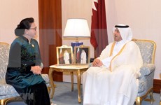 Presidenta parlamentaria vietnamita se reúne con premier qatarí