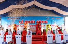 Construyen aerogenerador en provincia vietnamita de Ninh Thuan