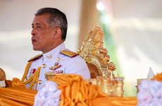 Más de 200 mil personas asistirán a la coronación del rey Rama X en Tailandia
