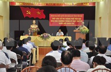 Dirigentes vietnamitas sostienen contactos con electores de cara a próximas sesiones parlamentarias