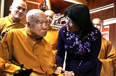 Vicepresidenta de Vietnam felicita a dignatario budista por el Día de Vesak 
