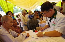 Ofrecen atención médica a personas pobres en región fronteriza Vietnam-Camboya