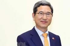 Conceden Orden de Amistad de Vietnam a legislador surcoreano   