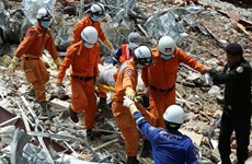 Inspecciona Camboya las obras en construcción tras derrumbe de un edificio 