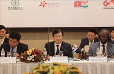Proponen en Foro Empresarial de Vietnam medidas para desarrollo sostenible