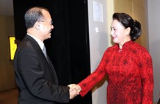 Presidenta de Asamblea Nacional de Vietnam se reúne con ejecutivos de empresas chinas