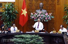 Insta primer ministro de Vietnam a la Televisión Nacional a contribuir más al desarrollo del país