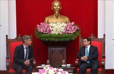 Fortalecen relaciones los Partidos Comunistas de Vietnam y Francia