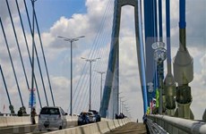 Proyecta Vietnam impulsar inversiones públicas en construcción de infraestructuras