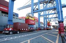 Cuatro sectores exportables de Vietnam ingresan más de 10 mil millones de dólares