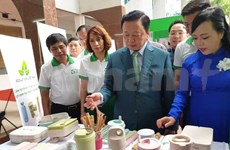 Amplían en Vietnam campaña para la reducción del uso de productos plásticos