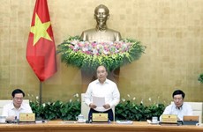 Insta primer ministro de Vietnam a mayores reformas para impulsar la producción