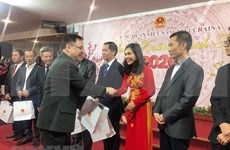 Vietnamitas en ultramar se reúnen en ocasión del Tet 2020