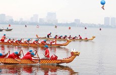 Celebrarán regata del barco del dragón en Hanoi