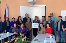 Comunidad vietnamita en la República Checa ayuda a víctimas del incendio