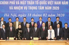 Revisan coordinación entre el gobierno y la mayor organización de masas de Vietnam