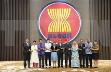 ASEAN promueve conectividad regional