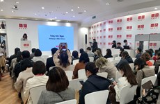 Abre marca de moda japonesa Uniqlo su primera tienda en Hanoi