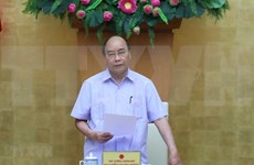 Premier de Vietnam traza orientaciones para mitigación de consecuencias del COVID-19