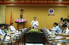 Vicepremier vietnamita pide alerta y preparación ante evolución de COVID-19