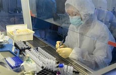 Indonesia apunta a producir vacuna contra el COVID-19 a mediados de 2021