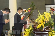 Rinden homenaje a exdirigente partidista de Vietnam unas 660 delegaciones 