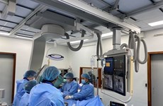 Realizan primera cirugía híbrida en paciente con cardiopatías congénitas en Vietnam