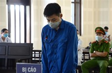 Sentencian en Vietnam a un extranjero por tráfico ilegal de personas