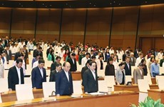 Asamblea Nacional de Vietnam continúa su décimo período de sesiones