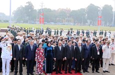 Rinden homenaje a Ho Chi Minh delegados de Congreso Nacional de Emulación Patriótica