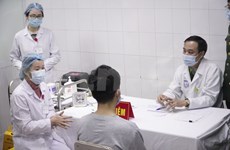 Continúan pruebas de vacuna contra el COVID-19 en Vietnam