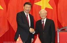 Vietnam y China intercambian mensajes de felicitación en el 71 aniversario de relaciones diplomáticas