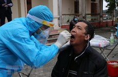 Donan a la provincia de Quang Ninh 10 mil kits de pruebas del coronavirus