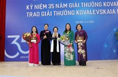 Premio Kovalevskaia resalta contribuciones de científicas vietnamitas