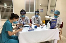 Hanoi prevé vacunar contra el COVID-19 a más de siete mil pobladores