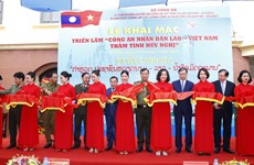 Exposición estrecha los lazos entre Policías Populares de Laos y Vietnam 