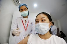 Camboya despliega alrededor de 300 sitios de vacunación