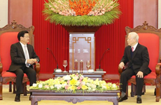 Visita del máximo dirigente de Laos a Vietnam fomentará relaciones bilaterales de confianza 