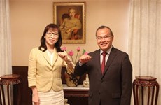 Organización japonesa apoya a niños con cáncer en Vietnam