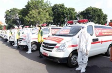 Entregan 30 ambulancias para apoyar a Ciudad Ho Chi Minh en medio del COVID-19