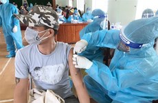 Provincia vietnamita de Binh Duong acelera vacunación contra el COVID-19
