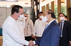 Presidente vietnamita visita el Centro de Ingeniería Genética y Biotecnología en Cuba