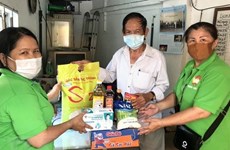 Ciudad Ho Chi Minh recibe más asistencia de empresas en lucha contra el COVID-19