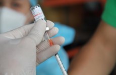 Lanzan en Vietnam campaña de comunicación cobre vacunación contra el COVID-19