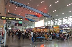 Ciudad vietnamita de Da Nang decide reabrir rutas aéreas y ferroviarias