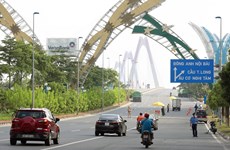 Hanoi facilita circulación de personas y vehículos en puntos de control epidémico