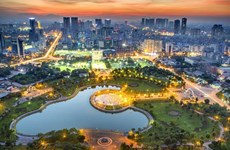 Hanoi se compromete a crear condiciones favorables para inversores extranjeros