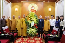 Frente de Patria de Vietnam felicita a Sangha Budista por 40 aniversario de su fundación 