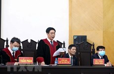 Condenan a expolicía vietnamita a 14 años de prisión por recibir sobornos