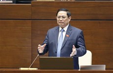Primer ministro vietnamita aclara asuntos preocupados por diputados